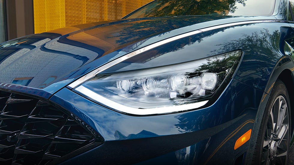 2020 Hyundai Sonata front headlights